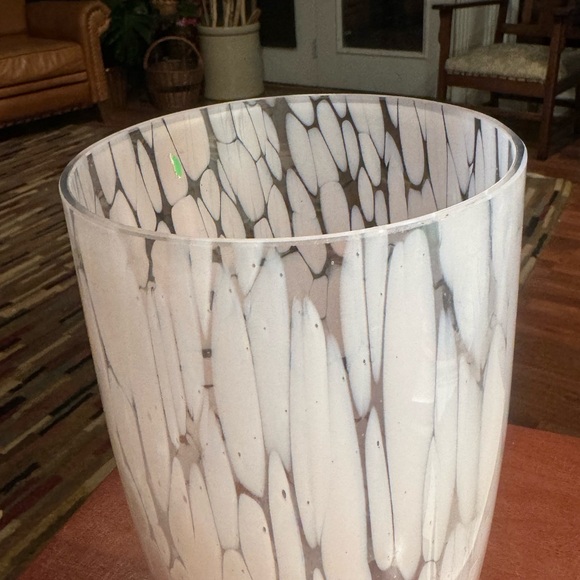 Vintage Krosno Jozefina Pink Art Glass Vase Made in Poland 11 in. - Picture 6 of 7